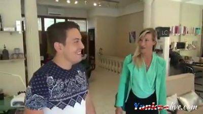 Chritelle 38 Ans Coifeuse A Lyon - hclips.com