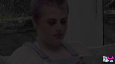 Step Mom Tawney Drives Grace Crazy! - hotmovs.com