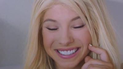 kenzie reeves and vina sky love to gape together - upornia.com