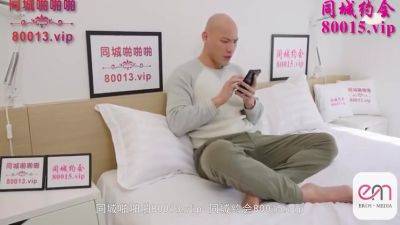 Big Breasted Big Ass Young Woman Teaches Men To Have Sex For The First Time - upornia.com