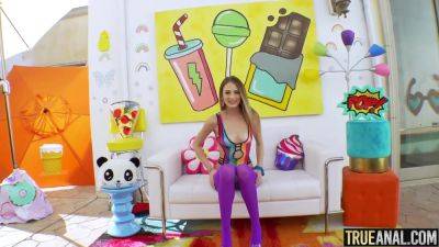 Kyler's Gorgeous Gapes - hotmovs.com