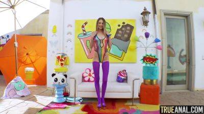 Kyler's Gorgeous Gapes - hotmovs.com