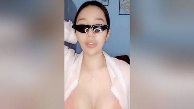 Asian Milf In Kamu Mau Ga Digoyang Kaya Gini Sampe Crot Di Dalem Memek Aku - desi-porntube.com - India