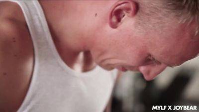 Box - MYLF - hotmovs.com