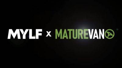 Cum in Stranger - MYLF - hotmovs.com