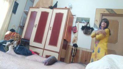 Bolly Karma 061 Flash Ass, Move Sexy - desi-porntube.com - India