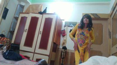 Bolly Karma 061 Flash Ass, Move Sexy - desi-porntube.com - India