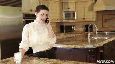 MomSwap Arrangement - MYLF - hotmovs.com