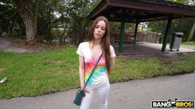 Renee Rose - Bang Bus And Renee Rose - Pretty Feet Big Meat - upornia.com