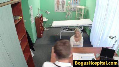 Blonde patient's tight pussy gets ravished by horny doctor in HD fitness video - sexu.com