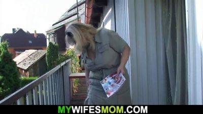 Big-titted blonde mom-in-law cheats on her husband with a wild outdoor blowjob - sexu.com - Czech Republic