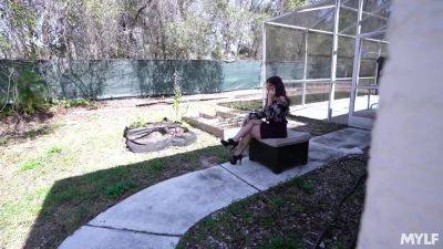 Syren Demer - Syren Demer - My Sexy Landlady - upornia.com