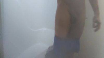 Golden Shower 6 Min - hclips.com