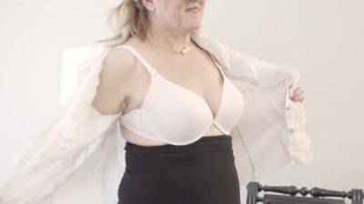 granny wanna fuck too - upornia.com