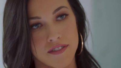 her first anal had to be just right - upornia.com