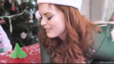 a christmas family orgy breaks out after dinner - upornia.com