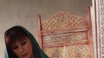 Beautiful Eastern Striptease Dancing - upornia.com