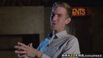 Viola Oh's inked ass gets the ride of its life in XXX Parody Danny D Life On The Road - Brazzers Exxtra - sexu.com