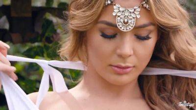 Watch this Greek goddess explore her wet pussy in HD - sexu.com - Greece