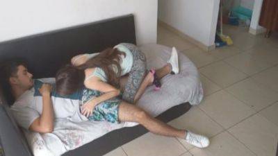 Mi Madrastra Nos Puso Una Camara Oculta, Vio Como Su Nena Me Chupa Verga Y Como La Penetro Por Todo Lado Y En Cuatro (part 1) 6 Min - upornia.com