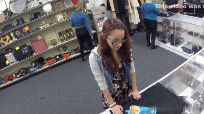 Jean Jacket Babe - upornia.com