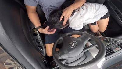 Sloppy Blowjob In The Car - hclips.com