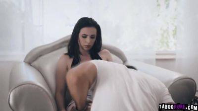 Chad Is Thrilled Undressing His Stepsisters Sexy Body - videomanysex.com - Chad