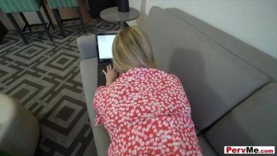 Hot Busty Milf Blonde Stepmother Pov Doggystyle Fucking - videomanysex.com