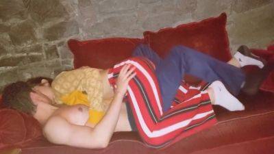 Romantic Sex On My Mother-in-laws Sofa Gets Hot - hclips.com