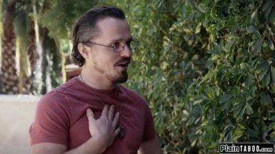 Victoria Voxxx - I Could Move If You Give Me What I Want With Victoria Voxxx - upornia.com