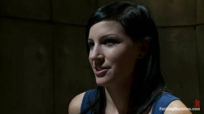 Tori Luxe - upornia.com