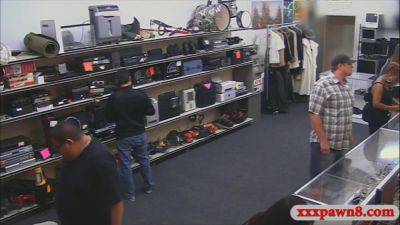 Hot Ass Woman Fingering And Screwed Hard By Pawn Dude - hclips.com
