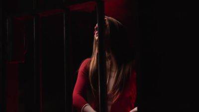 Superheroine Trapped - hotmovs.com