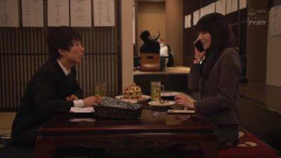 06809 Sharing a room with a beautiful boss - upornia.com