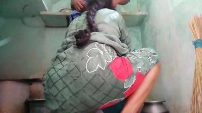 Desi Priyanka Aunty Nice Blowjop Sex - desi-porntube.com - India