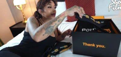 Pornhub Gave Me A Gift So I Gave Him Anal - inxxx.com