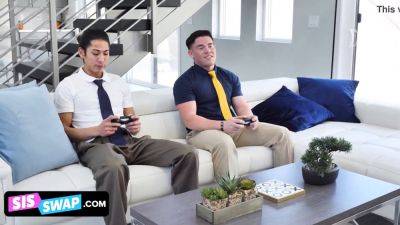 Two studs swap their step-sisters & swap their loads in a wild interracial 69 - sexu.com