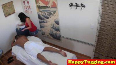 Watch this Asian masseuse tugging you to the edge for an extra buck - sexu.com