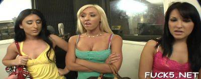 Sensational Pussy Delights - hclips.com