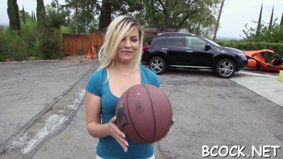 White Gal With Black Male - videomanysex.com