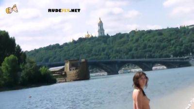 This Gorgeous Nudist Is Completely Nude - hclips.com