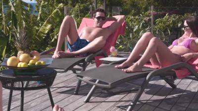 she made things go her way - upornia.com