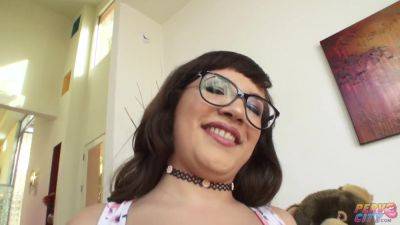 Callie Klein Masturbates Before Her First Anal Scene - hotmovs.com