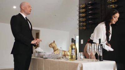 Alexa Payne - Bartender Backs Dat Ass Up 1352 - upornia.com