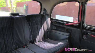 Holly Kiss - Holly Kiss gets her pussy drilled hard in the back of a taxi by a young stud - sexu.com