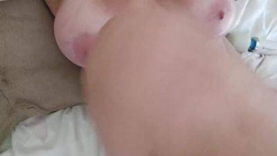 Cumming On The Floor - hclips.com