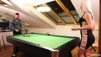 Por Tiro En El Billar With Blanche Bradburry - hotmovs.com