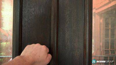 Victoria Lobov - Victoria Lobov: Heavenly Homemaker - hotmovs.com