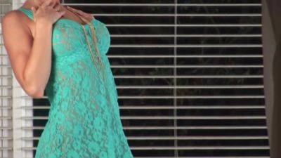 Nikki Minnich - Pb Wop - hclips.com