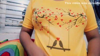 Fingering Her Pussy With Her Boyfriend - hclips.com